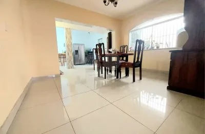Casa com 4 quartos à venda na avenida dom bosco, 552, vila lucinda, santo andré, 221 m2 por r$ 600.000