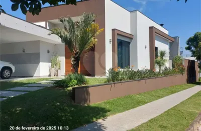 Casa em condomínio fechado com 4 quartos à venda na alameda mário quintana, 232, moinho velho, cotia, 304 m2 por r$ 4.700.000