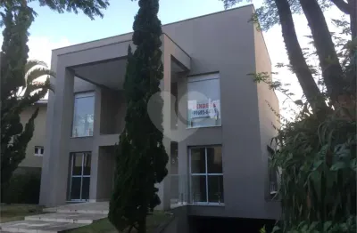 Casa em condomínio fechado com 4 quartos à venda na alameda das camélias, 1, alphaville, santana de parnaíba, 488 m2 por r$ 5.900.000
