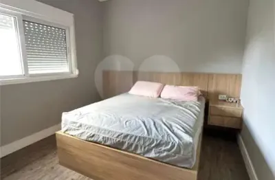 Casa em condomínio fechado com 4 quartos à venda na alameda piratuba, 899, residencial morada dos lagos, barueri, 600 m2 por r$ 4.000.000