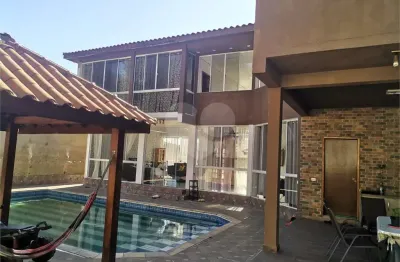 Casa com 3 quartos à venda na rua manuel assumpção, 152, terras de san nicolau, santana de parnaíba, 273 m2 por r$ 1.500.000