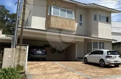 Casa com 4 quartos à venda na alameda das margaridas, 42, alphaville, santana de parnaíba, 420 m2 por r$ 2.400.000