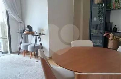 Apartamento com 2 quartos à venda na rua alvorada, 152, vila olímpia, são paulo, 65 m2 por r$ 660.000