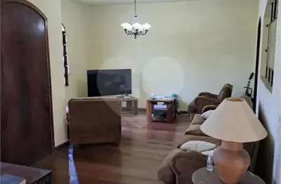 Casa em condomínio fechado com 3 quartos à venda na alameda das sempre-vivas, 907, alphaville, santana de parnaíba, 323 m2 por r$ 2.999.990