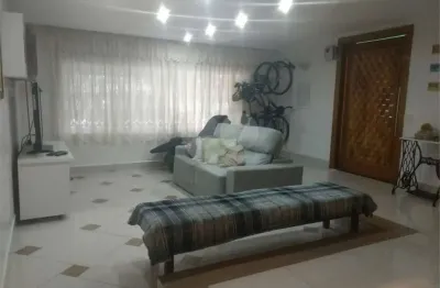 Casa com 4 quartos à venda na rua capitão luís ramos, 7, vila guilherme, são paulo, 250 m2 por r$ 1.100.000