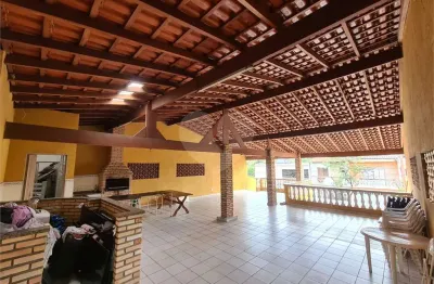 Casa com 3 quartos à venda na rua serra do mar, 107, três montanhas, osasco, 250 m2 por r$ 700.000