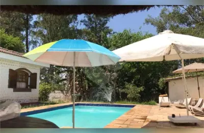 Casa com 5 quartos à venda na rua serra do acaraí, 1, três montanhas, osasco, 480 m2 por r$ 950.000