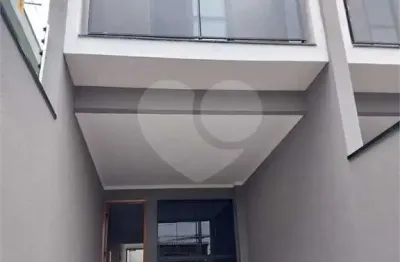 Casa com 3 quartos à venda na Rua Ricardo Gumbleton Daunt, 93, Jardim Nice, São Paulo, 110 m2 por R$ 612.000
