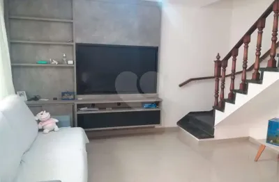 Casa com 2 quartos à venda na Rua Dorcas Correia Amaral, 226, Jardim Patente Novo, São Paulo, 100 m2 por R$ 630.000