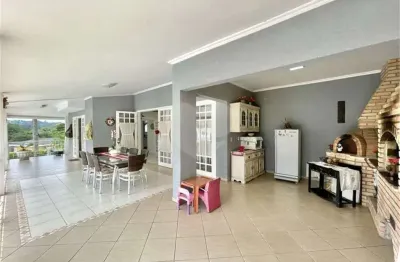 Casa em condomínio fechado com 4 quartos à venda na avenida estácio de sá, 1756, são paulo ii, cotia, 632 m2 por r$ 2.790.000