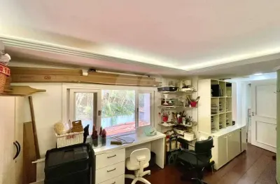 Casa em condomínio fechado com 6 quartos à venda na alameda dos jatobás, 519, granja viana, cotia, 641 m2 por r$ 2.700.000