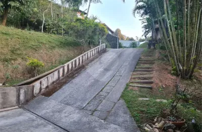 Casa em condomínio fechado com 4 quartos à venda na rua adoniram barbosa, 337, colinas de são fernando, cotia, 250 m2 por r$ 800.000