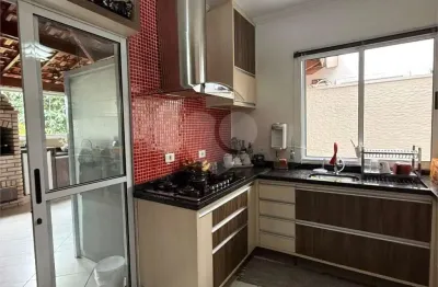 Casa em condomínio fechado com 2 quartos à venda na Rua do Ouvidor, 481, Sítio das Paineiras/California, Barueri, 67 m2 por R$ 720.800