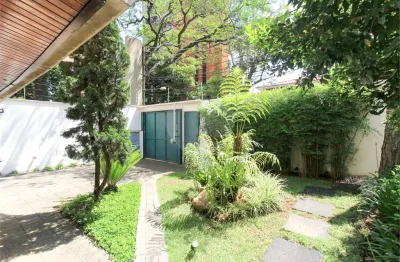 Casa com 3 quartos para alugar na avenida açocê, 634, indianópolis, são paulo, 300 m2 por r$ 10.000