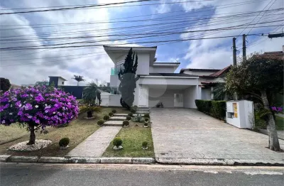 Casa com 3 quartos à venda na Rua Levino Machado, 71, Convívio Residencial Santana, Arujá, 211 m2 por R$ 2.110.000