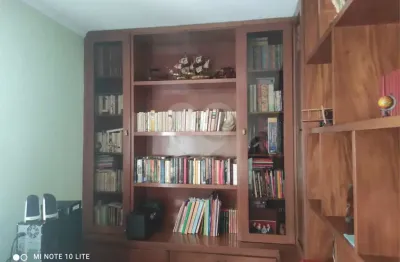 Casa com 3 quartos à venda na rua angra dos reis, 96, centro, diadema, 276 m2 por r$ 1.280.000