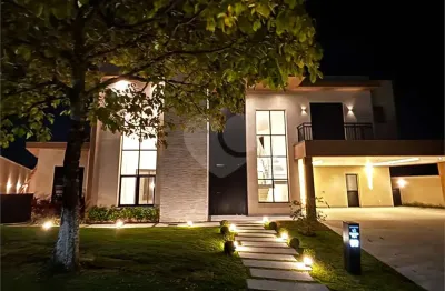 Casa em condomínio fechado com 4 quartos à venda na Estrada do Agrônomo, 759, Quintas do Ingaí, Santana de Parnaíba, 329 m2 por R$ 2.750.000