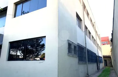 Prédio para alugar na avenida general francisco morazan, 115, vila sônia, são paulo, 700 m2 por r$ 30.000