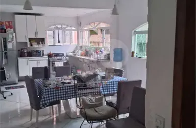 Casa com 3 quartos para alugar na rua malva silvestre, 324, parque savoy city, são paulo, 280 m2 por r$ 2.500