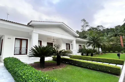 Casa em condomínio fechado com 6 quartos à venda na estrada dos índios, 333, chácaras copaco, arujá, 830 m2 por r$ 7.200.000