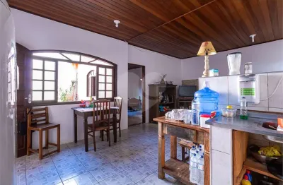 Casa com 4 quartos à venda na rua ghers stenberg isidoro, 110, tingidor, embu das artes, 325 m2 por r$ 890.000