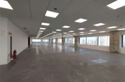 Casa comercial para alugar na Avenida Nicolas Boer, 399, Parque Industrial Tomas Edson, São Paulo, 1603 m2 por R$ 157.040