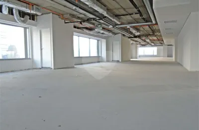 Casa comercial à venda na avenida presidente castelo branco, 402, parque industrial tomas edson, são paulo, 900 m2 por r$ 16.000.000