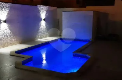 Casa em condomínio fechado com 3 quartos à venda na avenida presidente castelo branco, 3003, cézar de souza, mogi das cruzes, 220 m2 por r$ 1.900.000