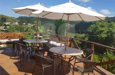 Casa em condomínio fechado com 5 quartos à venda na rua pamplona, 249, condomínio refúgio dos pinheiros, itapevi, 3200 m2 por r$ 3.900.000