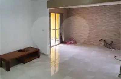 Casa com 6 quartos à venda na rua juvenal marques de oliveira, 121, infant's garden, jandira, 325 m2 por r$ 650.000