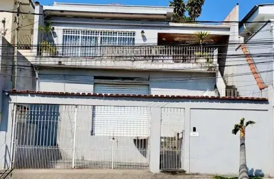 Excelente sobrado com 313m² no bairro jardim marisa.