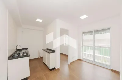 Apartamento com 34 m², 2 quartos sendo 0 suíte para alugar no bairro capão raso.