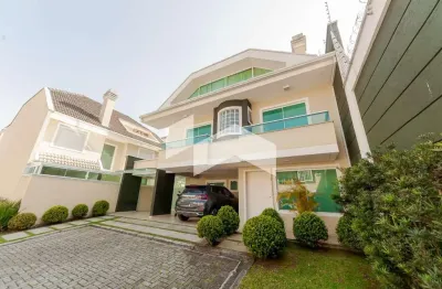 Casa em condomínio fechado com 4 quartos à venda na Rua Nilo Peçanha, São Francisco, Curitiba
