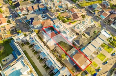 Terreno com 797 m²,  à venda no bairro uberaba. perfeito para construção de sobrados ou sua casa dos sonhos!