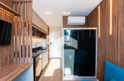 Studio com 20 m², 1 quarto sendo 0 suíte para alugar no bairro alto da glória.