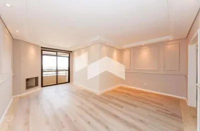 Apartamento com 148 m², 4 quartos sendo 2 suítes para alugar no bairro bigorrilho.