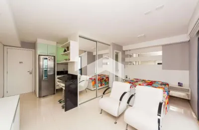 Kitnet / Stúdio para alugar na Rua Nunes Machado, 68, Centro, Curitiba