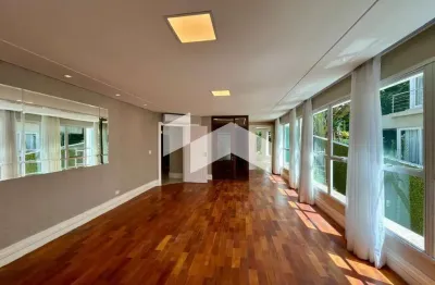 Casa em condomínio fechado com 4 quartos para alugar na Rua Luiz Tramontin, 1820, Campo Comprido, Curitiba