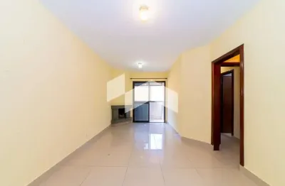 Apartamento com 100 m², 2 quartos sendo 1 suíte para alugar no bairro batel.