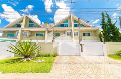 Sobrado com 157 m², 3 quartos sendo 1 suíte para alugar no bairro Água Verde.