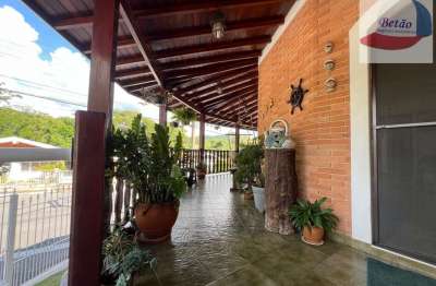 Casa para Venda em Águas da Prata, Jardim Comendador Antônio Annunziato, 3 dormitórios, 2 suítes, 4 banheiros, 2 vagas