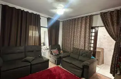 Casa à venda na Rua Antonio Francisco Davatz, Jardim Kirilos, Piratininga