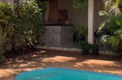 Casa com 3 quartos à venda no Centro, Piratininga 