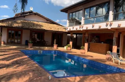 Chácara / sítio com 3 quartos à venda na Praça Lívio Vasconcellos Cezar, Centro Industrial Rafael Diniz, Bragança Paulista