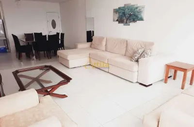 Apartamento com 3 quartos para alugar na Avenida Marechal Deodoro da Fonseca, 630, Pitangueiras, Guarujá