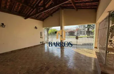 Casa à venda com 240m² de terreno e 167,70m² de construção - vocação comercial