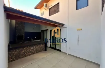 Casa á venda 3 dormitórios, 104m2 - Bairro Paulicéia - Piracicaba/SP