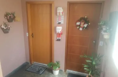 Apartamento à venda com 2 dormitórios no condomínio conjunto residencial berbari ii em bragança paulista/sp