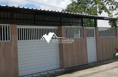 Quatro quartos, sendo um suíte com todo espaço que você precisa