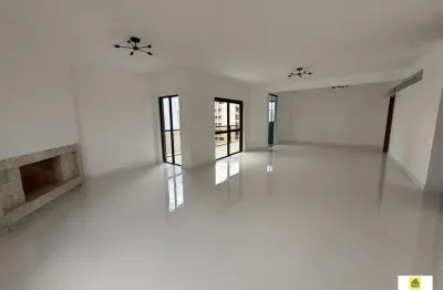 Apartamento com 5 quartos para alugar na Rua Lages, 210, Centro, Joinville por R$ 6.500